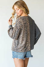 Load image into Gallery viewer, Unique Leopard Color Block Long Sleeve Top
